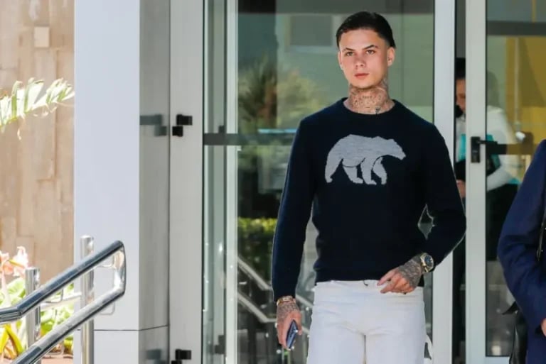 Críticas a la UD Las Palmas por incluir a un jugador condenado por violencia machista