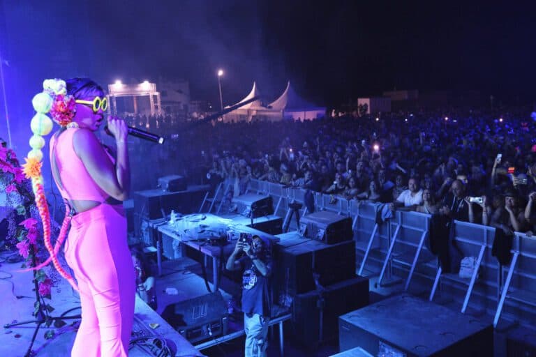 Servicio especial de guaguas para el FEM 2024