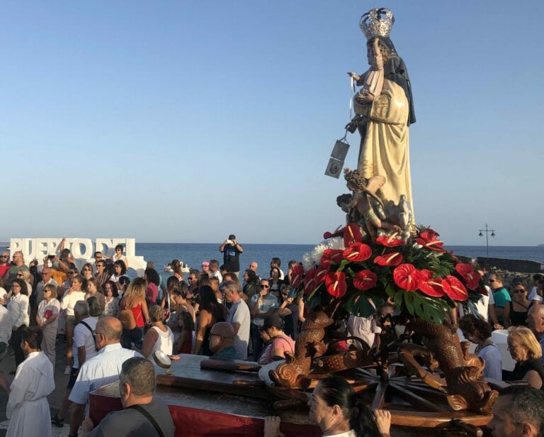 Este domingo se celebra la tradicional procesión de la Virgen del Carmen en Puerto del Rosario