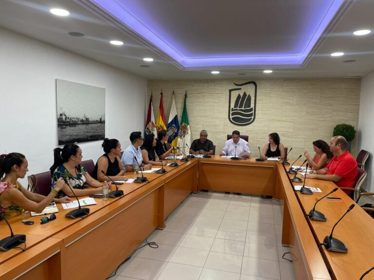 Reunión de coordinación para las Fiestas del Rosario