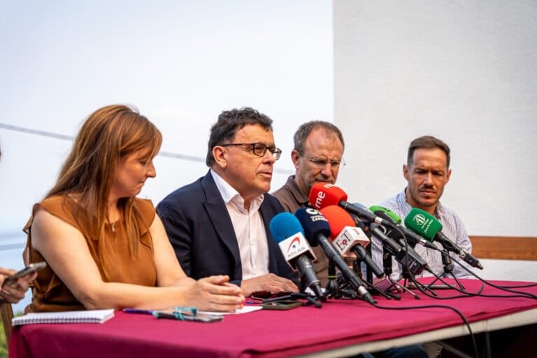 Los medios del incendio de La Palma se centran en La Caldera, con perspectivas optimistas