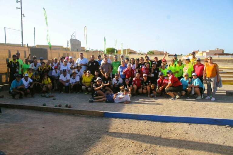 El éxito del II Torneo de Bola Canaria estrecha lazos entre equipos majoreros y conejeros