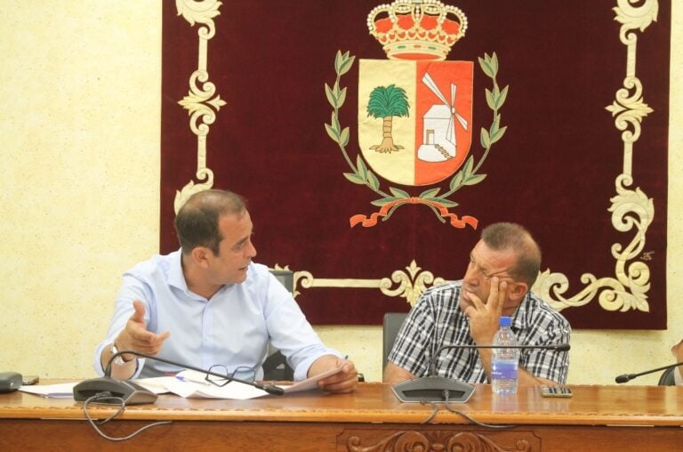 Ayuntamiento de Antigua y Cabildo impulsan una quincena de proyectos en el municipio