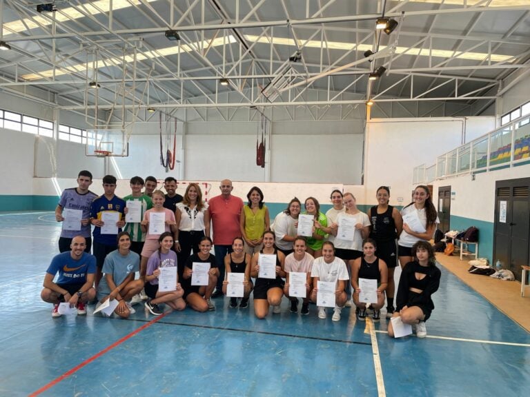 El Cabildo concluye con éxito el primer curso formativo sobre ‘Monitores deportivos en ocio saludable’