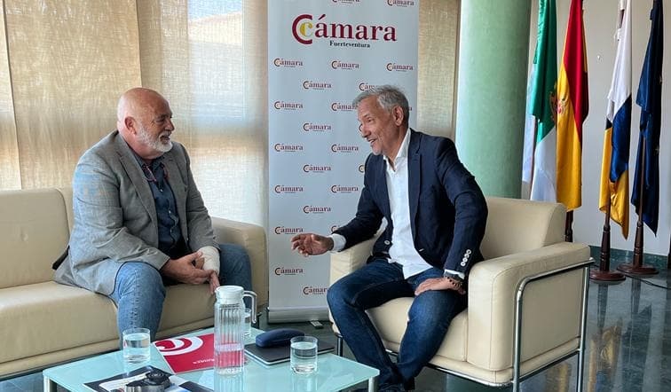 La ACIISI visita la Cámara de Comercio de Fuerteventura