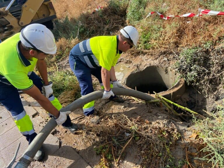 Reparada la avería en la estación de bombeo de la playa de Los Pozos