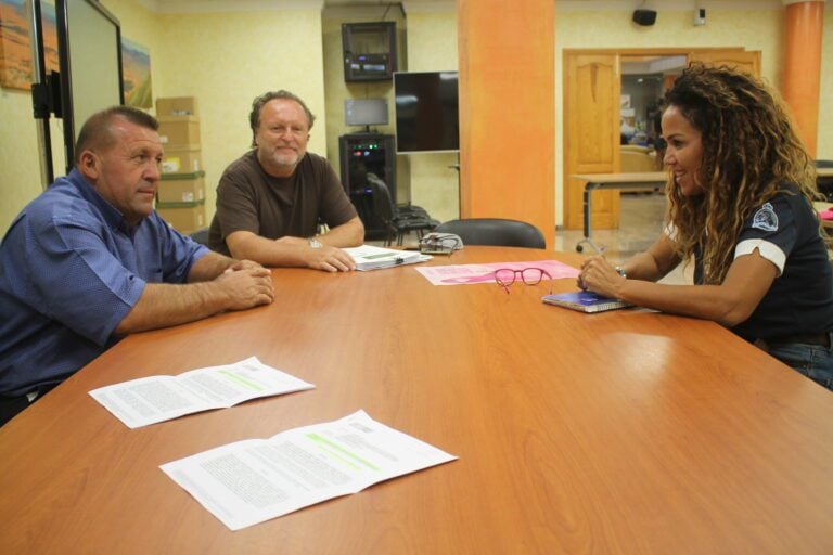 Antigua trabaja en la mejora de la accesibilidad en viales y accesos