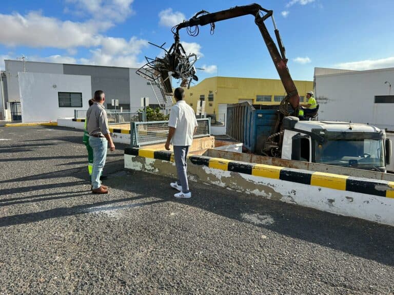 Puerto del Rosario recuerda a la ciudadanía el servicio gratuito de recogida de enseres