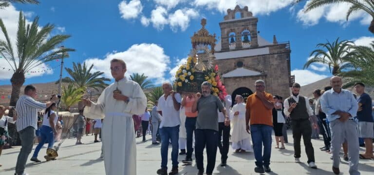 Fuerteventura celebra el acto religioso principal en Honor a Nuestra Señora de la Peña