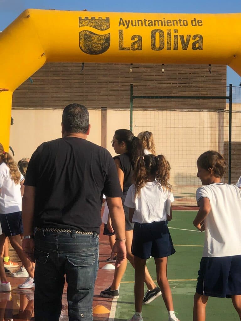 CEIP LAJARES se une a la IX carrera solidaria ‘Vuelta al Cole’ contra la leucemia infantil