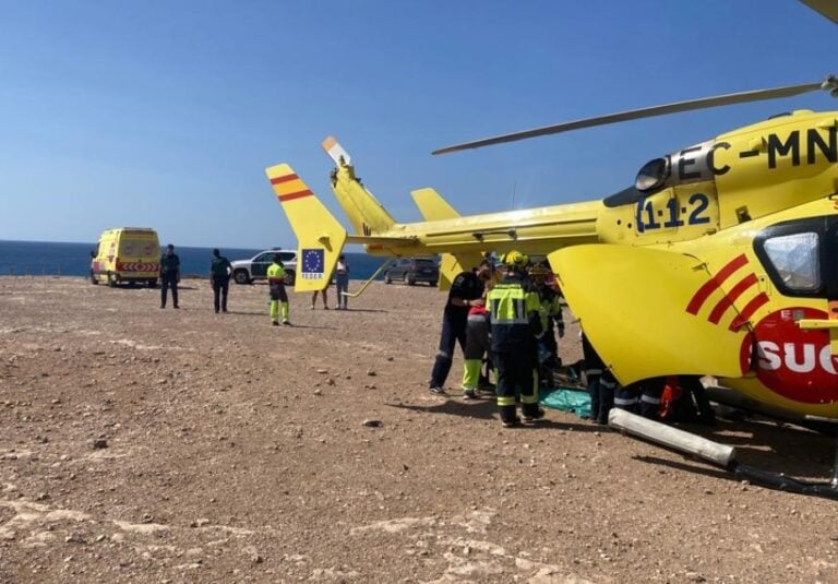 Rescatan a un menor con signos de ahogamiento en una playa de Fuerteventura