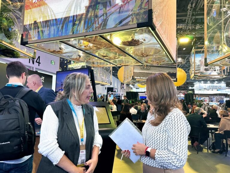 La segunda jornada de la World Travel Market transcurre entre reuniones con touroperadores y agentes de viaje.