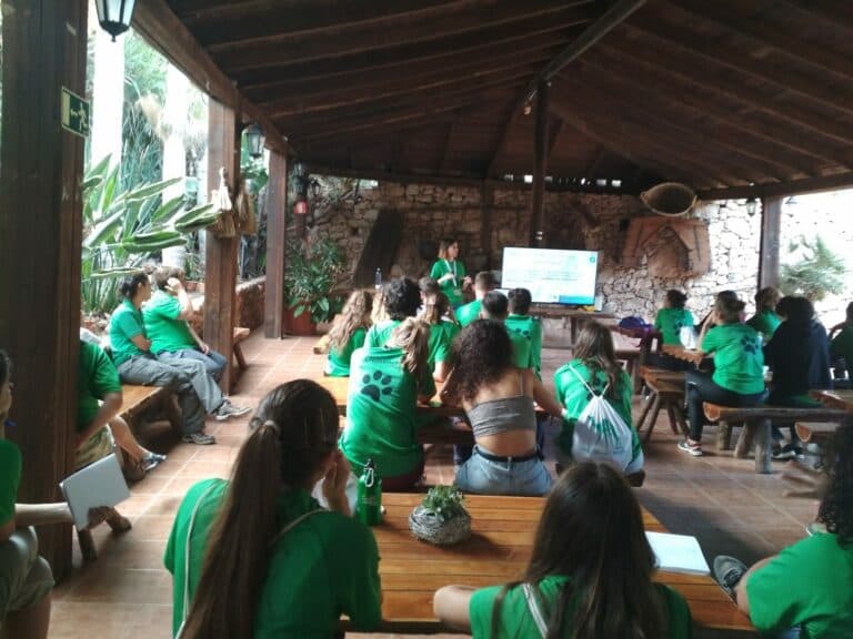 Oasis WildLife y MasterD unen esfuerzos para ampliar y enriquecer la formación en veterinaria, ganadería y agricultura