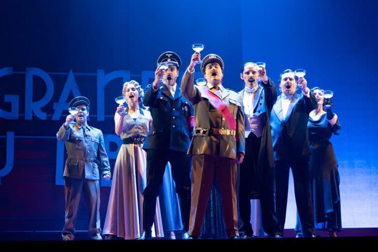 La superproducción musical “El Tiempo entre Costuras” llega a Fuerteventura en diciembre