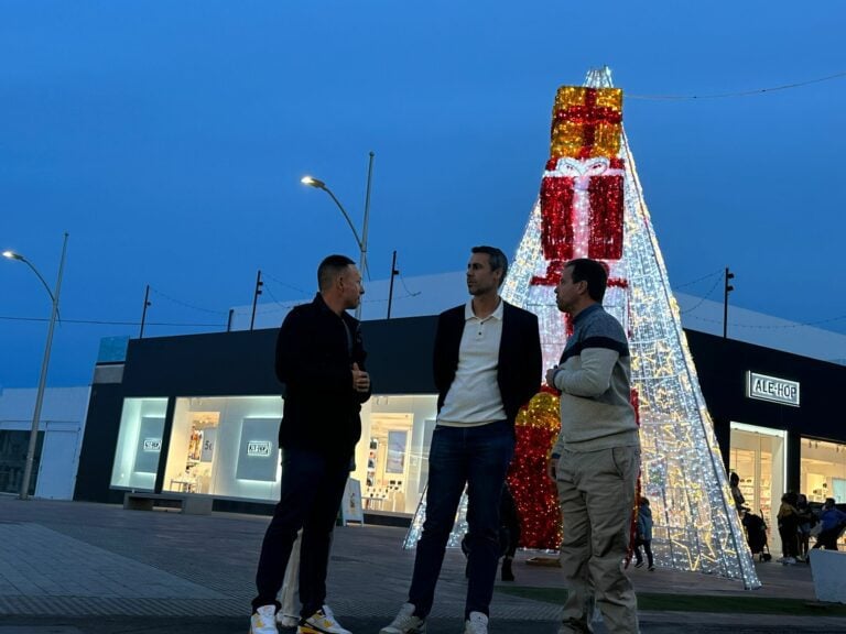 El encendido de luces de Corralejo marca el inicio de las navidades en el municipio