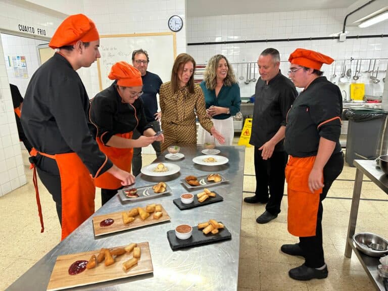 Ayudas para mejorar los ciclos de Hostelería y Turismo del IES Puerto del Rosario