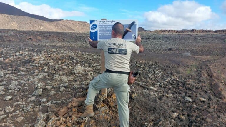 Cerrados senderos y barrancos para favorecer la nidificación de especies protegidas