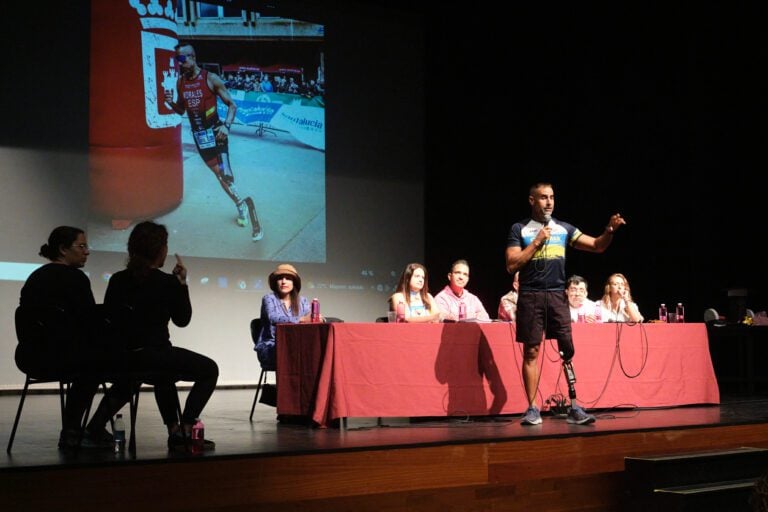 El alumnado majorero aprende sobre diversidad funcional en la iniciativa «Todos/as podemos»