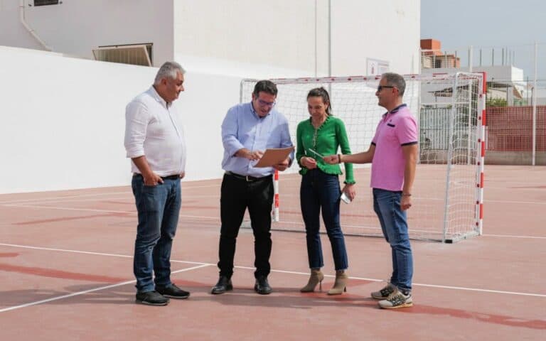 Los vecinos ya pueden disfrutar de las renovadas canchas deportivas en El Matorral