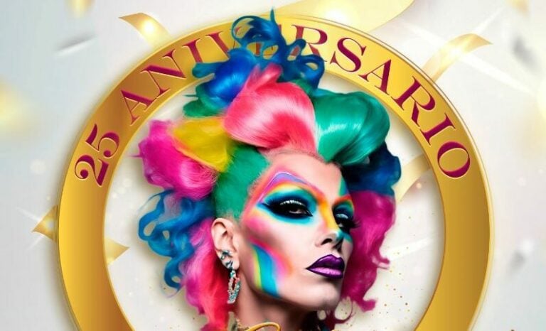 Los Drag Queen se suben al escenario del Carnaval de Carnavales en una gala que cumple 25 ediciones