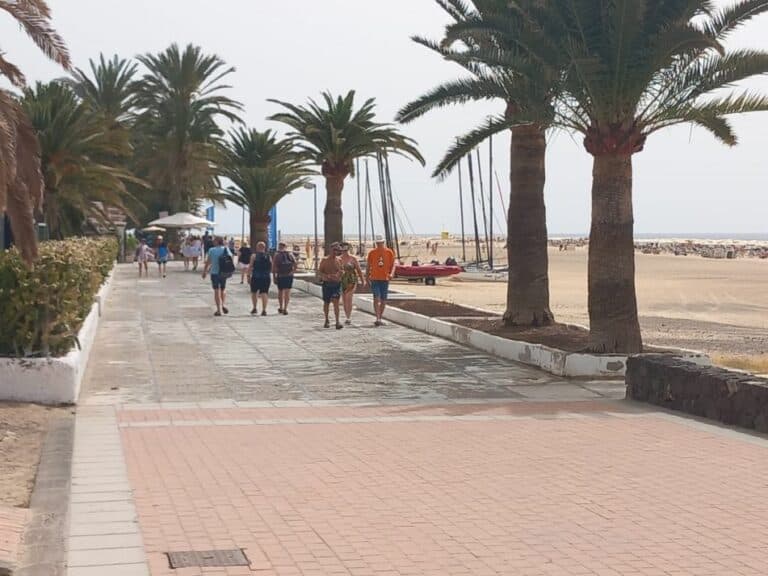 A licitación las obras de acondicionamiento de la Avenida del Centenario y la plaza Don Carlos de Morro Jable