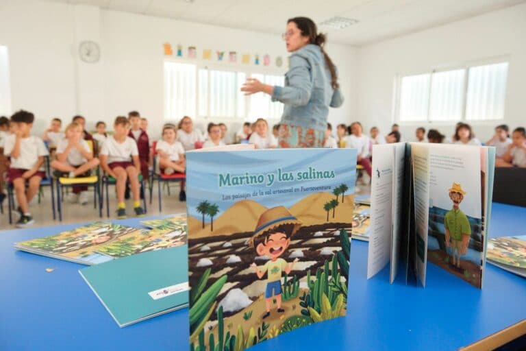 El alumnado majorero descubre la importancia de las Salinas a través de un cuadernillo educativo