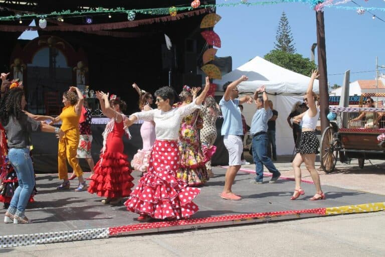 La gran fiesta de la primavera sevillana llega a Caleta de Fuste
