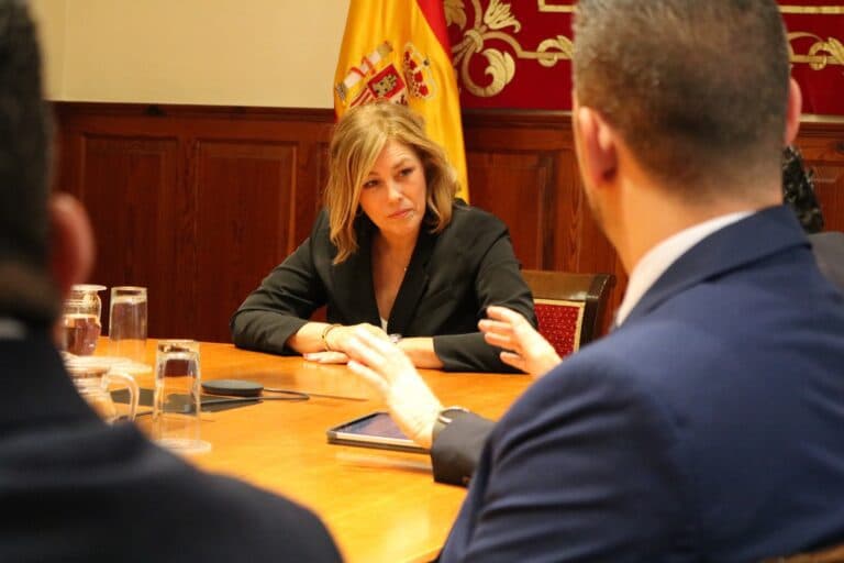 El Parlamento de Canarias dará continuidad a sus acciones divulgativas sobre el REF