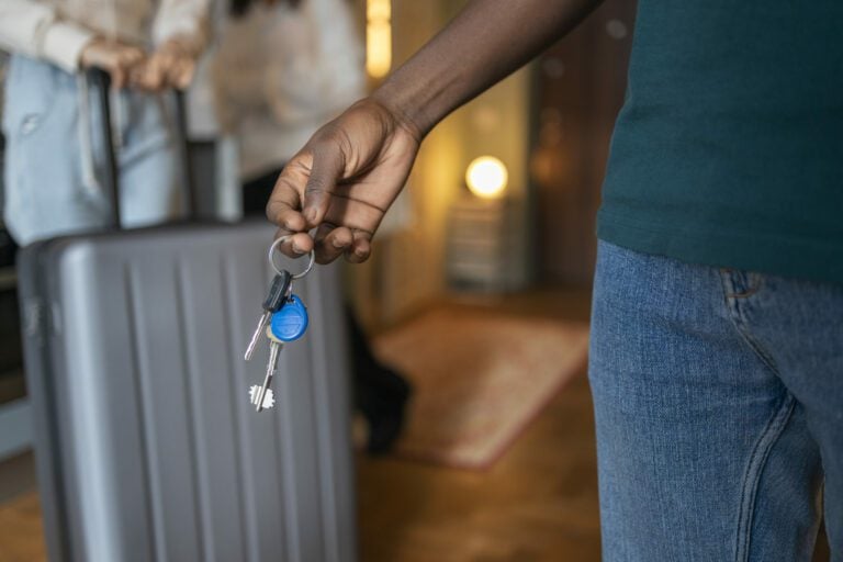 ASCAV denuncia ocultación de datos en la consulta pública sobre la futura Ley de la Vivienda Vacacional