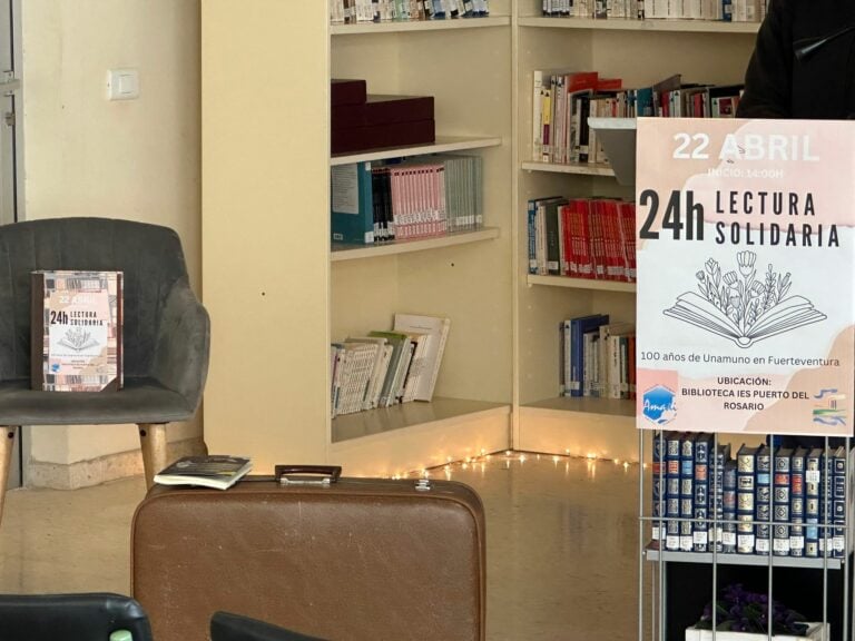 24 horas de lectura en el IES Puerto del Rosario para celebrar el Día del Libro