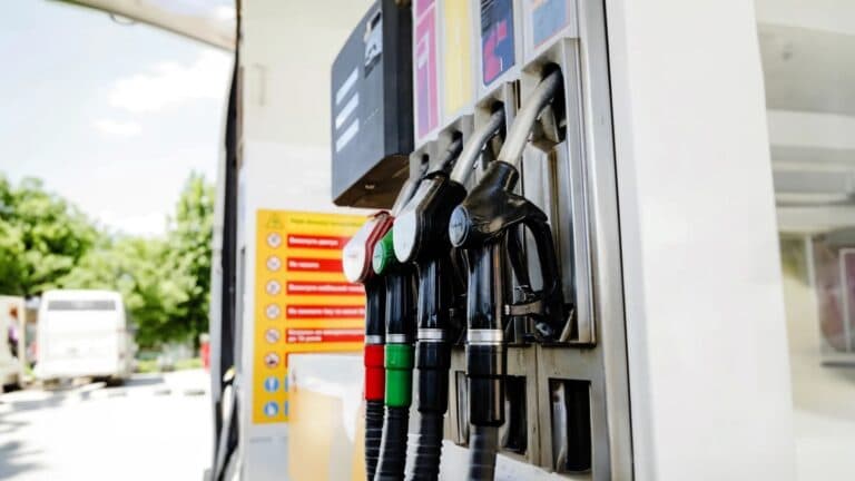 Parlamento rechaza bonificar el combustible en Fuerteventura y Lanzarote