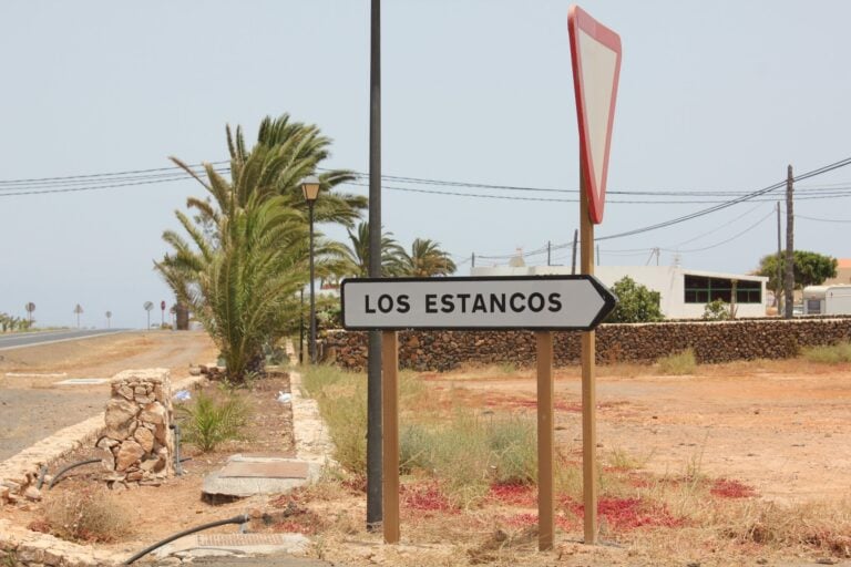 Casi 200 mil euros para renovar la canalización del agua entre la FV 225 y el camino de Los Estancos a Tetir