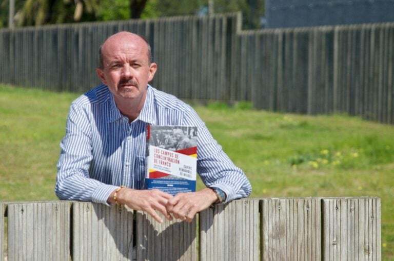 El periodista Carlos Hernández se adentra en los campos de concentración de Franco este jueves en la Biblioteca Municipal