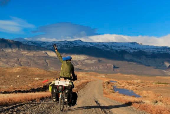 Álvaro Neil: «Si somos tan únicos, ¿por qué hacemos todos lo mismo?