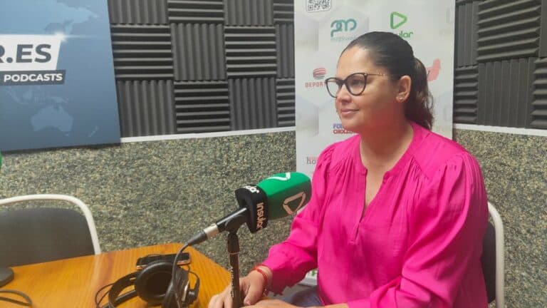 “Si Candelaria Umpiérrez le tiene amor a su pueblo, es el momento de dimitir”