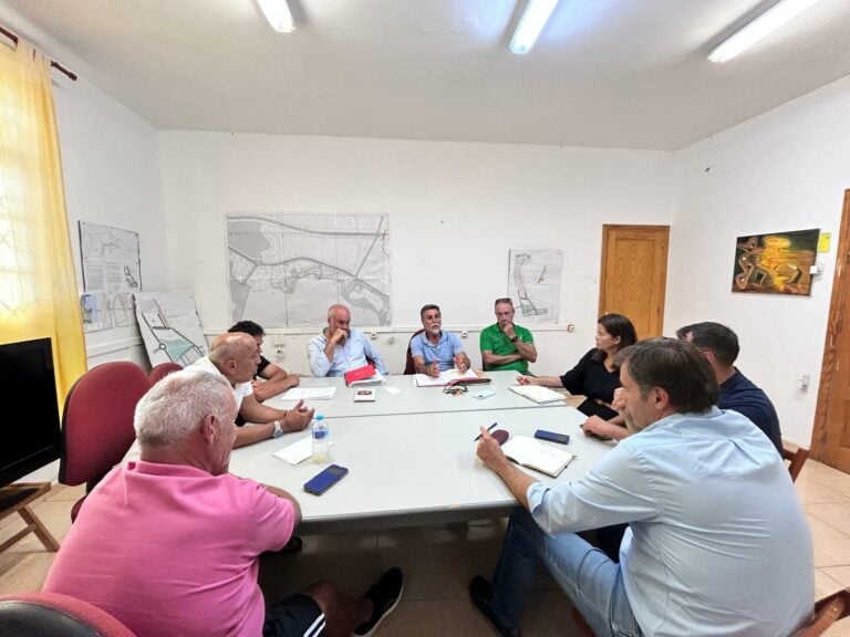 Encuentro de los concejales del PP en Puerto del Rosario con la AAVV El Pino de Puerto Lajas
