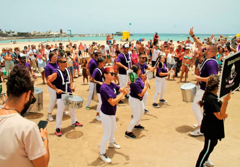 Tributo a Marc Anthony y Show Drag en el Carnaval de Verano de Caleta de Fuste