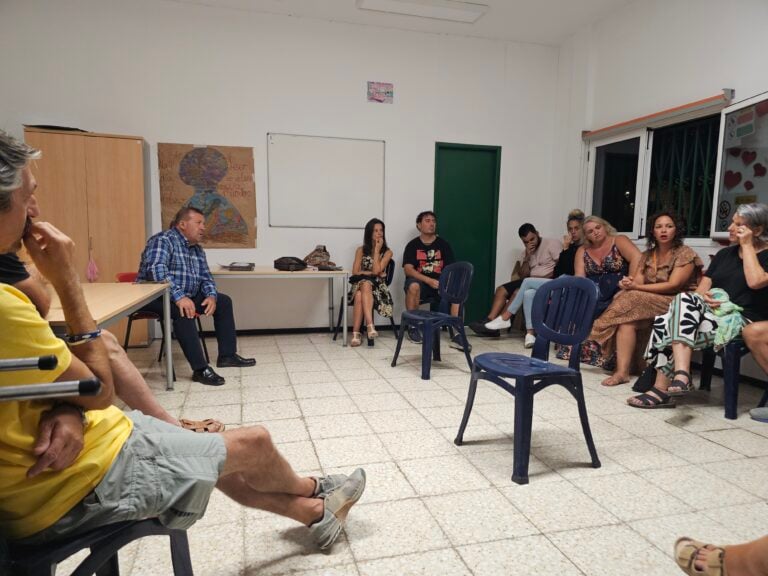 Continúan las bajadas de tensión en Casillas de Morales: los vecinos cuentan con el apoyo del Ayuntamiento