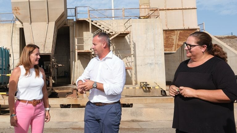 El Cabildo de Fuerteventura invierte 1,3 millones de euros en seguir mejorando las plantas de transferencia de residuos