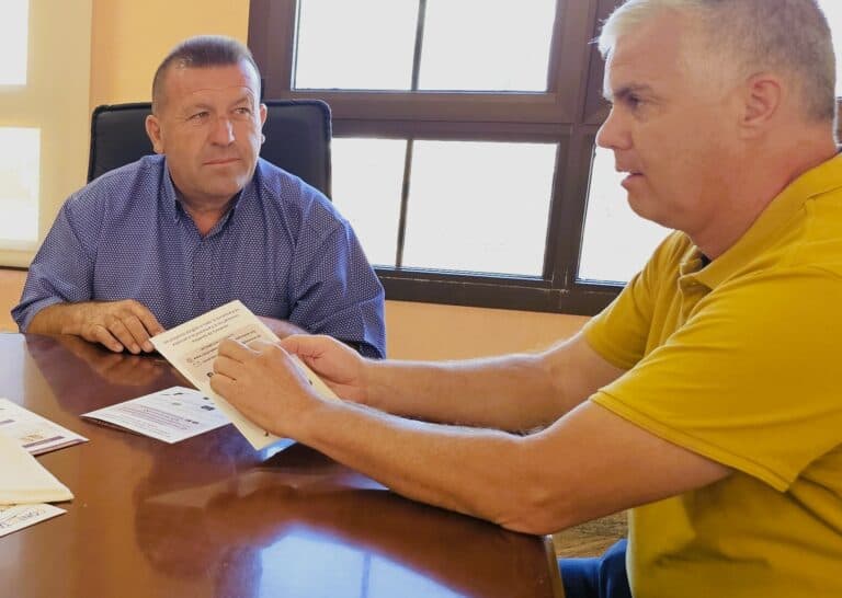 Antigua recoge las solicitudes para adjudicar diez nuevas licencias de Taxi