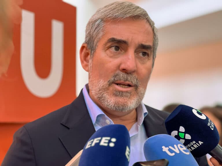 Canarias pide una respuesta urgente a la crisis migratoria mientras aguarda una negociación con el Gobierno central