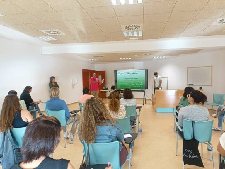 Casi cuarenta profesionales se forman en afectividad consciente y trauma