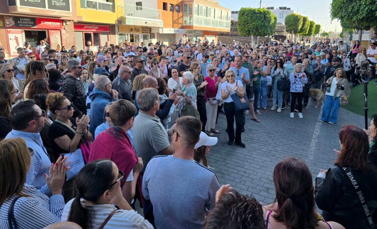 Hartazgo e indignación en Corralejo: «¡Basta ya! ¡Más seguridad!»