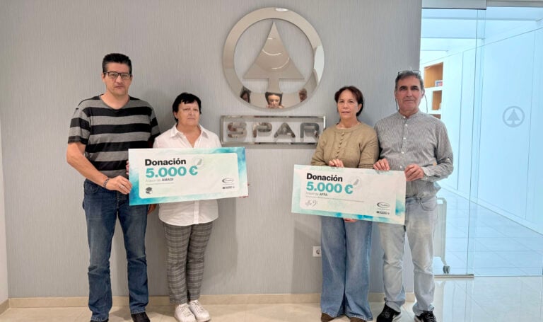 Spar Fuerteventura reafirma su compromiso social con una donación de 10.000 euros a AMADI y AFFA