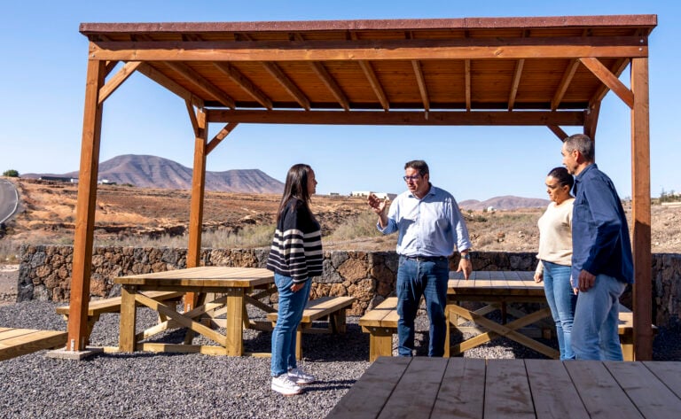 Puerto del Rosario amplía sus zonas de esparcimiento con nuevos merenderos y áreas de descanso