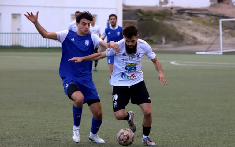 El Herbania vence a la épica y hunde al Unión Viera