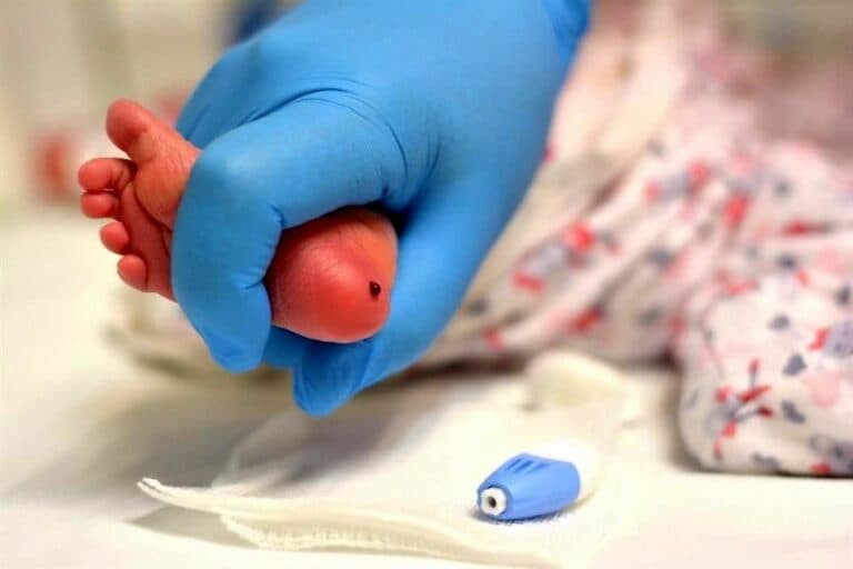 Canarias ampliará el cribado neonatal a 43 enfermedades raras con la incorporación de 25 nuevas patologías en 2025