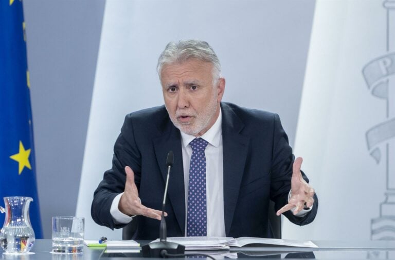 El Gobierno aprueba la reforma de Extranjería y exige a las comunidades datos sobre menores antes del 31 de marzo