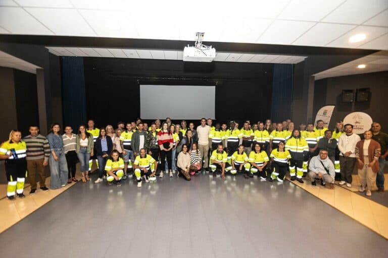 El Ayuntamiento de La Oliva impulsa el empleo con formación especializada y apoyo a colectivos vulnerables