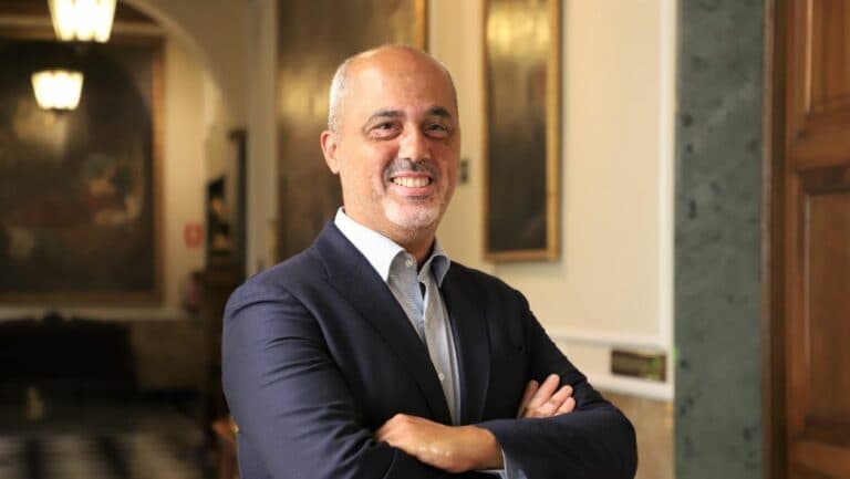 El PSOE canario reclama en el Senado la ampliación horaria del aeropuerto de Fuerteventura